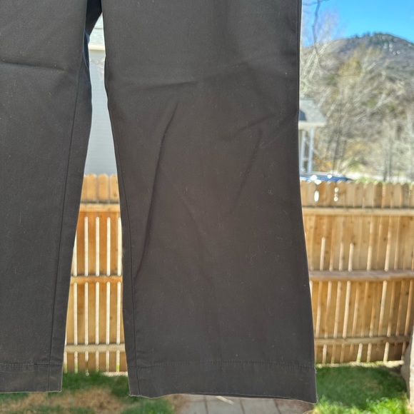 Gap NWOT Cotton Clean Flat Front Stretch Cropped Wide Leg Chino Black size 12 - Picture 5 of 10